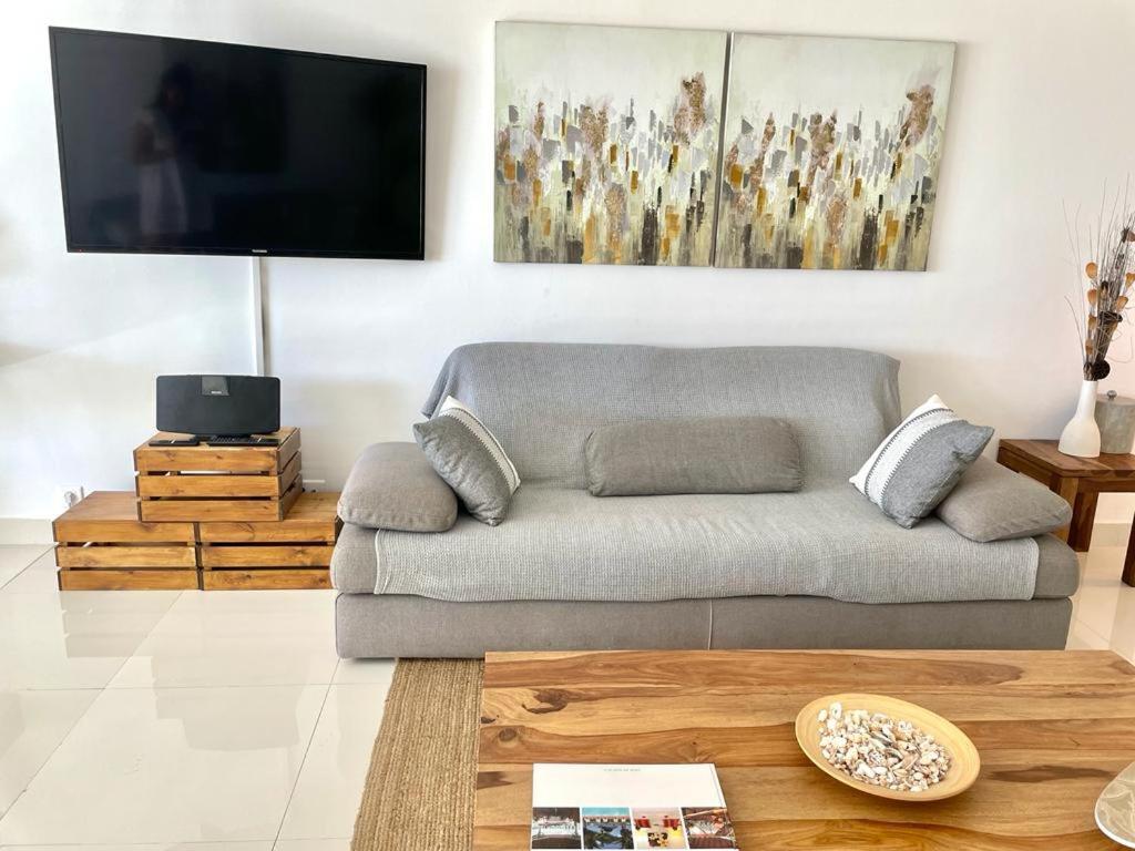 Villa Cocoon Sur La Plage Sandy Ground Екстер'єр фото
